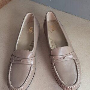 SAS  WOMENS SHOES SIZE 11